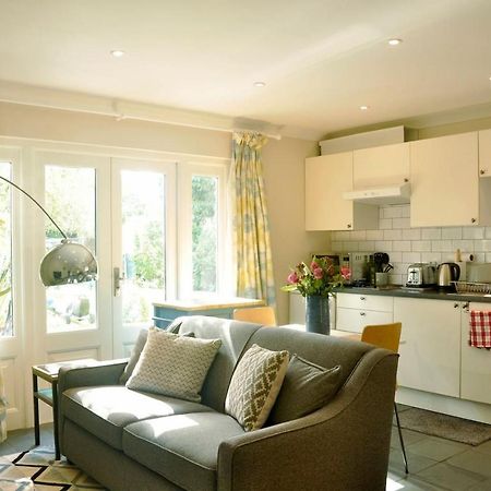 הוילה Immaculate Quiet Coach House In Garden ברמינגהאם מראה חיצוני תמונה